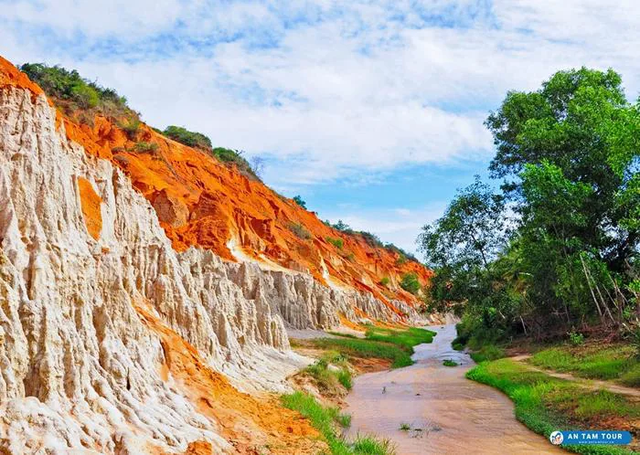 Suối Tiên Mũi Né, nàng tiên xinh đẹp ẩn mình bên đồi cát đỏ | Antamtour.vn