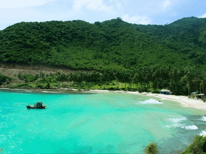 Du lịch Nam Du: Chạm ngõ thiên đường hoang sơ tại Bãi Cây Mến