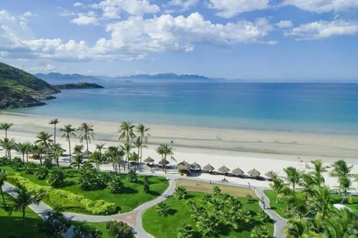 8 bãi biển Nha Trang 