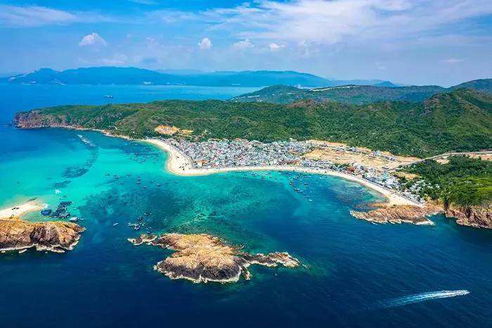 Biển Quy Nhơn – LIST 14 bãi biển đẹp mê lòng người