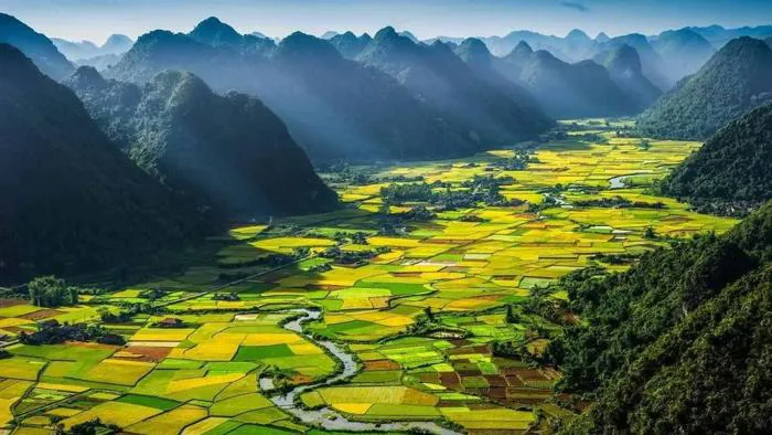 Top 10 Cảnh Đẹp Thiên Nhiên Việt Nam Hùng Vĩ Nhất