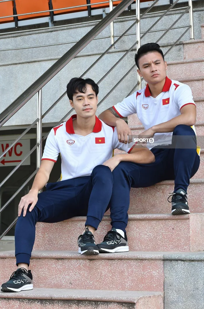 Văn Toàn và Quang Hải 