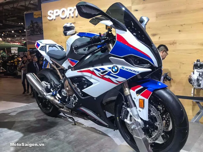 Hình ảnh thực tế BMW S1000RR 2019 hoàn toàn mới tại EICMA - Motosaigon