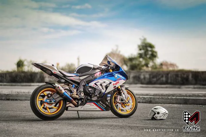 M-Racing Performance tiếp tục giới thiệu bộ ảnh đẹp cùng BMW S1000RR |  2banh.vn
