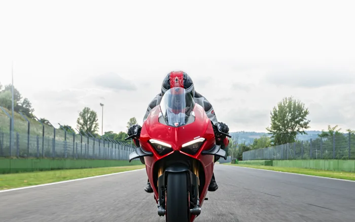 Panigale V4 | Panigale V4 S | Panigale | Đỉnh cao tốc độ