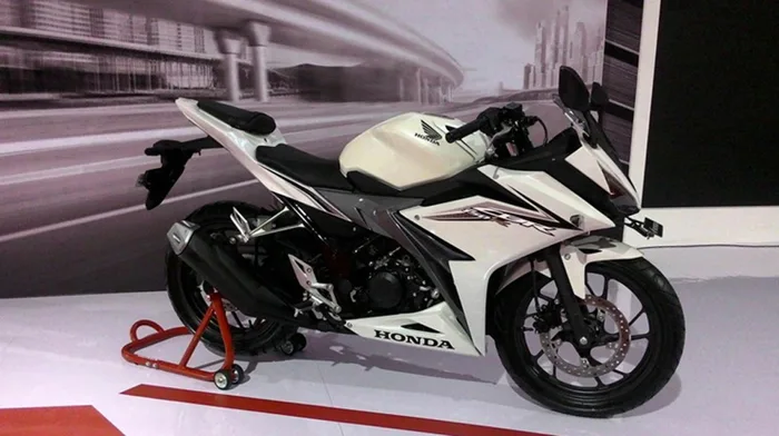Đánh giá xe Honda Cbr150 2017 mới nhất với chi tiết hình ảnh | 2banh.vn