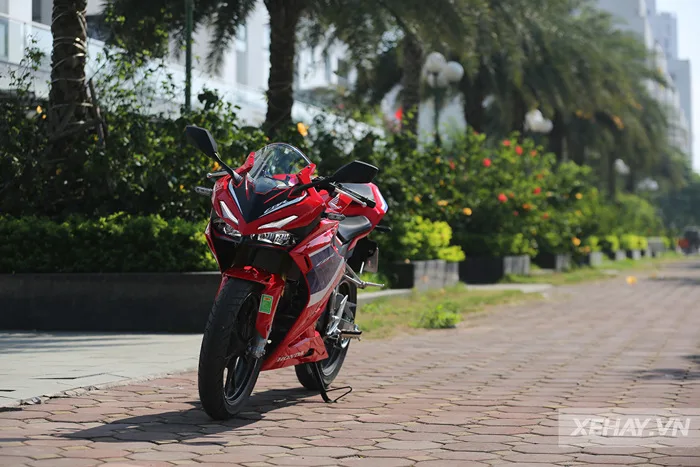 Honda CBR 150R - Sự lựa chọn hoàn hảo để khởi đầu đam mê SportBike