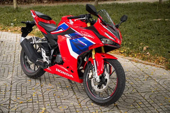 Trên tay Honda CBR150R 2021: đẹp, hợp với các bạn thích dòng xe thể thao |  Viết bởi su béo béo