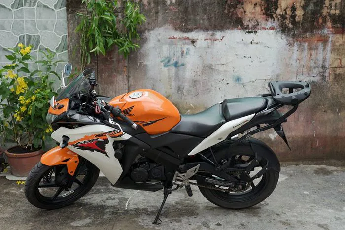 Hình ảnh Honda CBR150 độ nhẹ touring | 2banh.vn