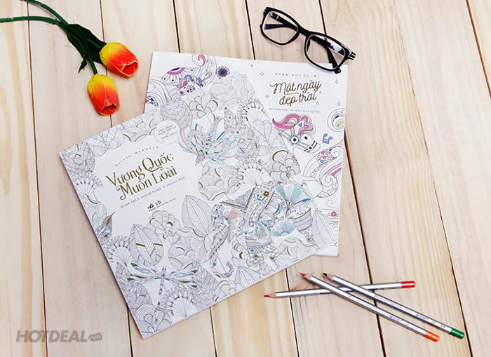 Combo Sách Tô Màu Người Lớn “Một Ngày Đẹp Trời” + “Vương Quốc Muôn Loài”